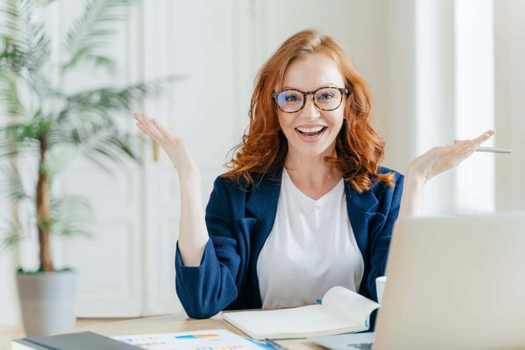 Easiest Freelance Jobs: Freelancer who is happy with her work